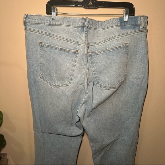 Abercrombie & Fitch Light Blue 90s Straight Ultra High Rise Jeans Size 35/20r - Picture 9 of 12